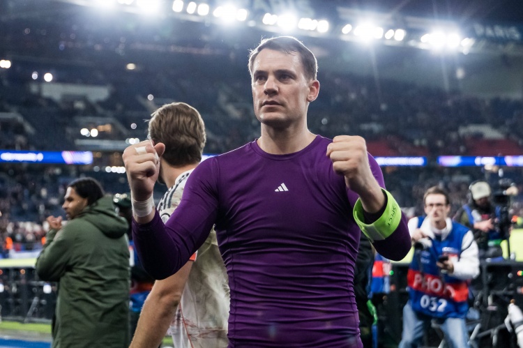 世界杯高清观看-40岁诺伊尔单场9扑救，俱乐部生涯592场也仅有2次扑救数更多